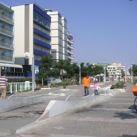 Hotel Canasta ريتشوني المظهر الخارجي الصورة